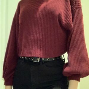 Puffed Sleeved sweater